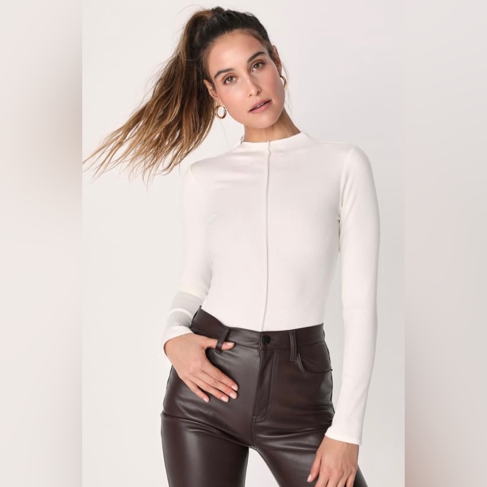 Lulu’s Mod-Inspired White Long-Sleeve Bodysuit